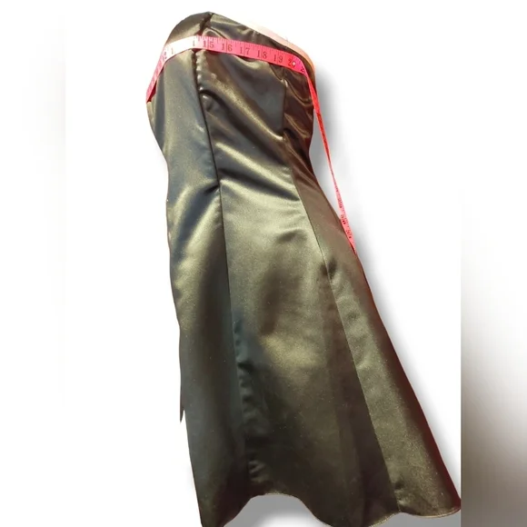 Black and white tuxedo style dress - Picture 6 of 11